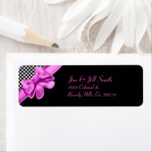 Étiquette Tableau de contrôle noir et blanc Bow rose (En situation)