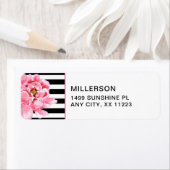 Étiquette Tendance Pink Peonies + noir blanc rayures adresse (En situation)