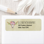 Étiquette Texas Boho Crâne de vache avec fleurs chic tendanc (En situation)