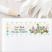 Étiquette Thème de Baby shower d'écureuil joueur (En situation)