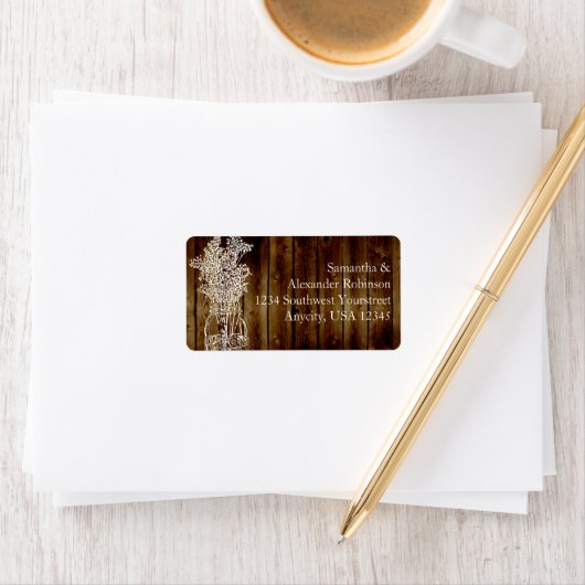 Étiquette Timbre Mason Jar sur une planche en bois foncé (En situation)