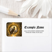 Étiquette Timekeeper Raven – Gothic Clockwork  (En situation)