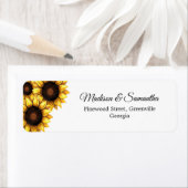 Étiquette Tournesol Mariage Jaune Blanc Floral Rustique (En situation)