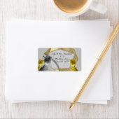 Étiquette Tulipes gris et jaunes sur texture (En situation)