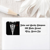 Étiquette Tuxedo avec Monogramme de Cravate Bow (En situation)