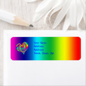 Étiquette Twirl arc-en-ciel en forme de coeur (En situation)