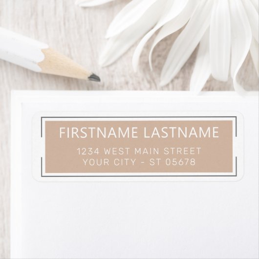 Étiquette Typographie de style blanc chic simple script (En situation)