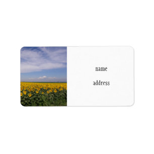 Étiquette Un terrain de tournesol ensoleillé