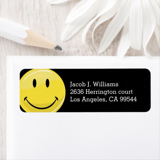 Étiquette Visage Jaune Classique (En situation)