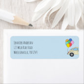 Étiquette Voiture et ballons à thème Anniversaire Bleu clair (En situation)