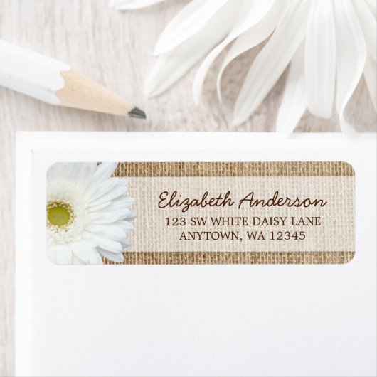 Étiquette White Gerbera Daisy Rustic Burlap Adresse (En situation)