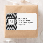ÉTIQUETTE YOUR MONOGRAM CHEVRON NOIR (En situation)