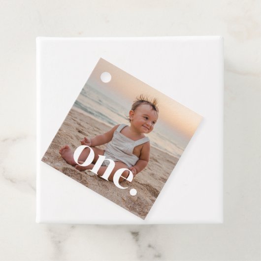 Étiquettes Cadeau 1er anniversaire Photo - un (En situation)