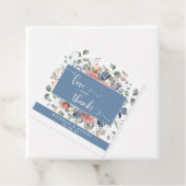 Étiquettes Cadeau Amour et Remerciements,  Floral Bleu Poussiéreux B (En situation)