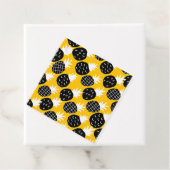 Étiquettes Cadeau Ananas noir (En situation)