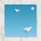Étiquettes Cadeau Avion en papier dans le ciel en train de disparaît (Dos)