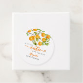 Étiquettes Cadeau Baby shower à fruits de Little Cutie (En situation)