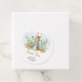 Étiquettes Cadeau Baby shower Blue Peter Rabbit rond (En situation)