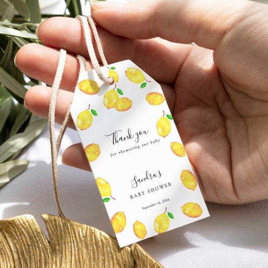 Étiquettes-cadeau Baby shower de citron Élégant cadre de script de M