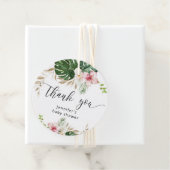 Étiquettes Cadeau Baby shower de fille feuille tropicale (En situation)