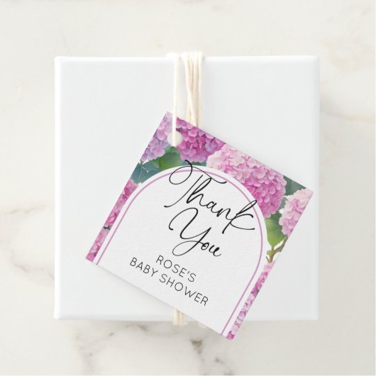 Étiquettes Cadeau Baby shower de fleurs d'Hydrangea (En situation)