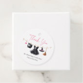 Étiquettes Cadeau Baby shower d'Halloween sorcière (En situation)