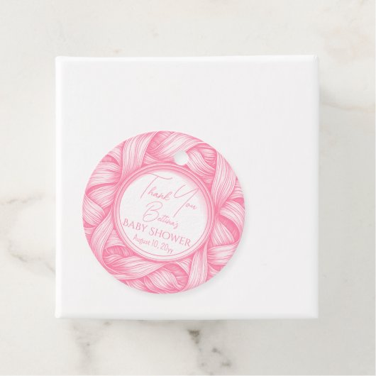 Étiquettes Cadeau Baby shower en ruban rose Coquette Bow Toile de Jo (En situation)