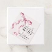 Étiquettes Cadeau Baby shower fille coquette rose (En situation)