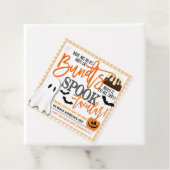 Étiquettes Cadeau Balise cadeau de panier d'Halloween (En situation)