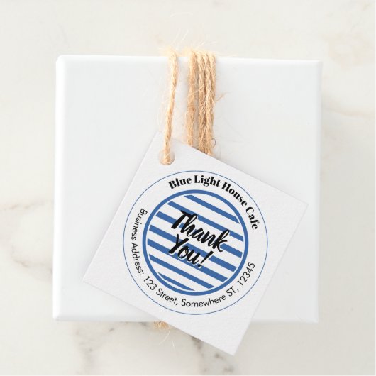 Étiquettes Cadeau Balise de carte de gâteau simple QR Code (En situation)