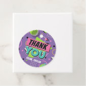 Étiquettes Cadeau Balise de préférence Merci des années 90 (En situation)