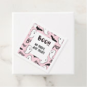 Étiquettes Cadeau Balise de traitement du fantôme d'Halloween (En situation)