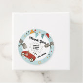 Étiquettes Cadeau Balise Merci Cercle de voiture de course (En situation)