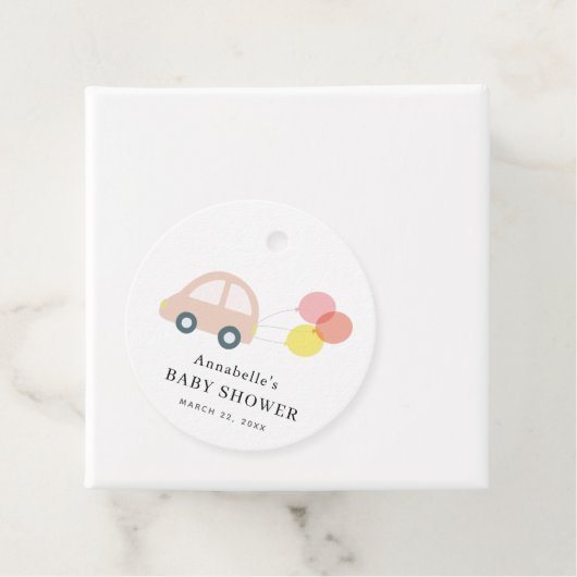 Étiquettes Cadeau Ballons de voiture rose Baby shower fille blanche (En situation)