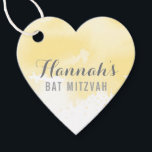 Étiquettes Cadeau Bat mitzvah préférence tag moderne jaune aquarelle<br><div class="desc">par kat massard >>> https://linktr.ee/simplysweetpaperie <<< Un mignon marqueur en forme de coeur parfait pour les étiquettes de faveur pour votre événement spécial.</div>