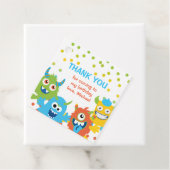 Étiquettes Cadeau Belle Petite monstre anniversaire à thème (En situation)