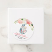 Étiquettes Cadeau Bleu rose floral mignon éléphant bébé (En situation)