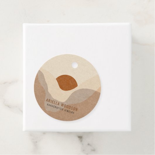 Étiquettes Cadeau Boho Abstrait en terre cuite bijouterie de sable p (En situation)