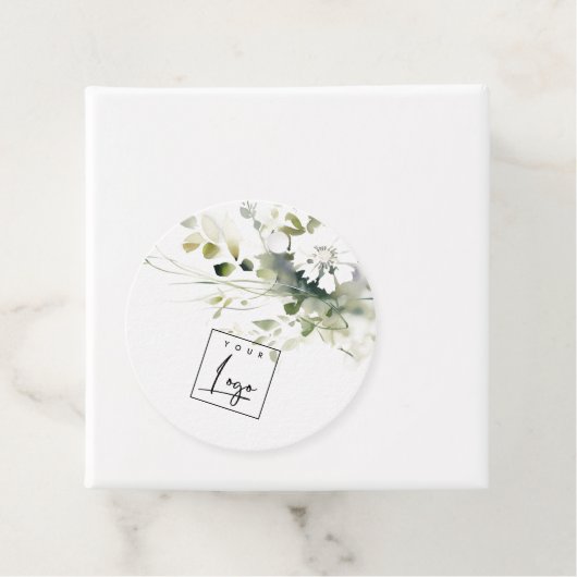 Étiquettes Cadeau Boho Abstrait vert blanc floral (En situation)