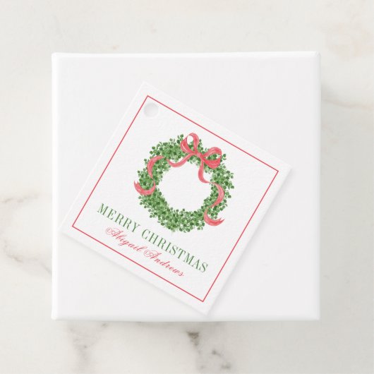 Étiquettes Cadeau Bois de Noël Rouge (En situation)