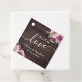 Étiquettes Cadeau Bois rustique mauve fleuri avec mariage d'amour (En situation)
