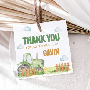 Étiquettes Cadeau Boy Green Tractor Carré de fête d'anniversaire