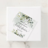 Étiquettes Cadeau Branches de eucalyptus bohème dorées pour mariage (En situation)