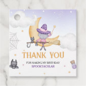 Étiquettes Cadeau Carré de fête d'anniversaire de la sorcière mignon (Devant)