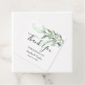 Étiquettes Cadeau Carré de feuillage vert clair Eucalyptus (En situation)