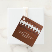 Étiquettes Cadeau Carte de préférence pour la conception de football (En situation)