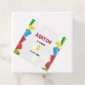 Étiquettes Cadeau Carte d'invitation d'anniversaire Blocs de constru (En situation)