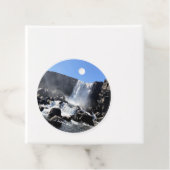 Étiquettes Cadeau Cascade islandaise - (En situation)