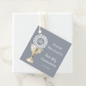 Étiquettes Cadeau Chalice Host First Communion blue background (En situation)