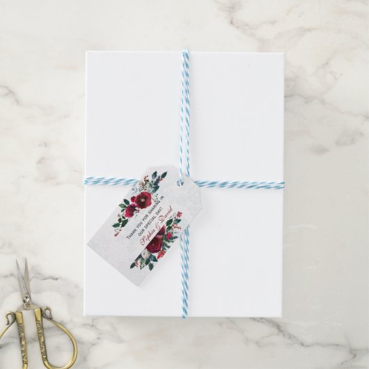 Étiquettes-cadeau Charme Hiver Bourgogne Floral Pine Frame Mariage (With Twine)